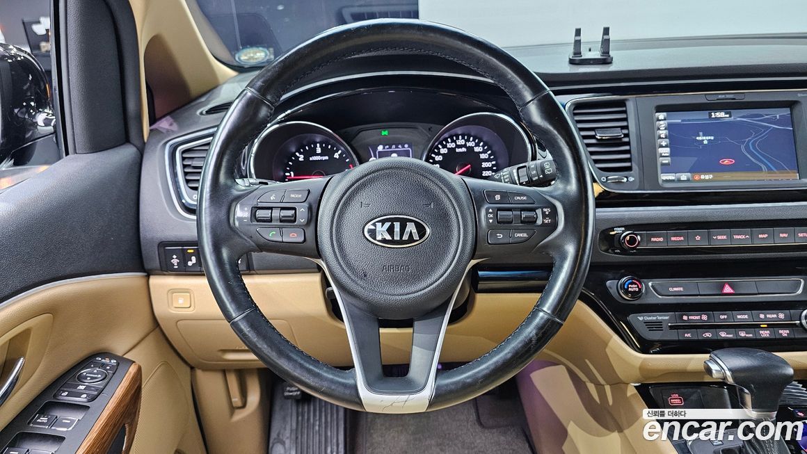 Kia Canival 2018