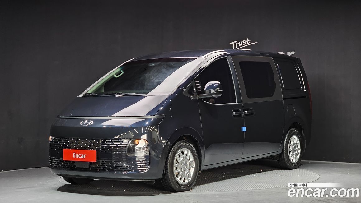 Hyundai Staria 2022