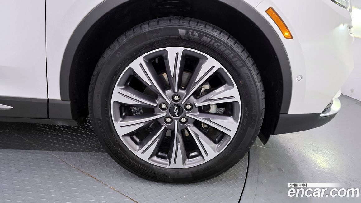 Lincoln Corsair 2020