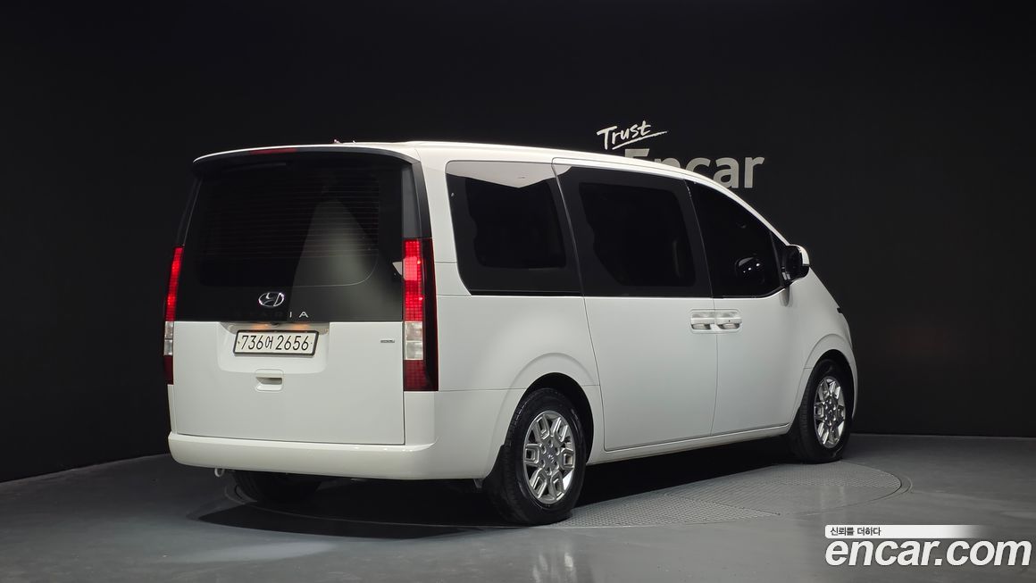 Hyundai Staria 2022