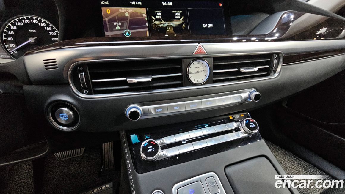 Genesis G90 2019