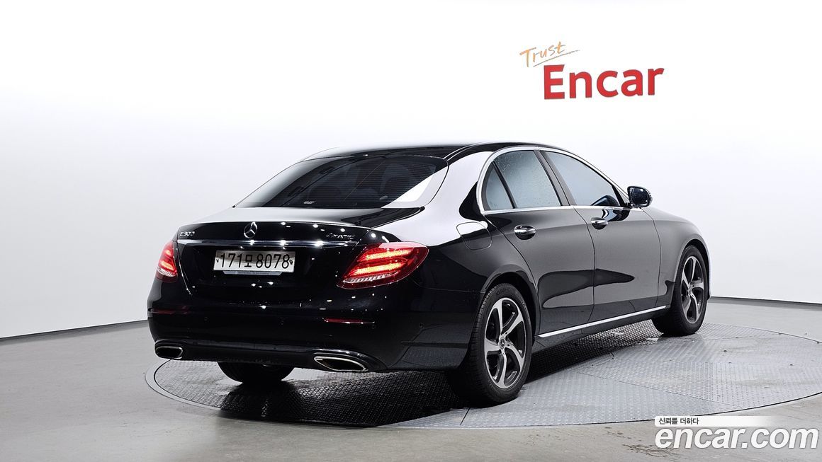 Mercedes-Benz E-Class 2020