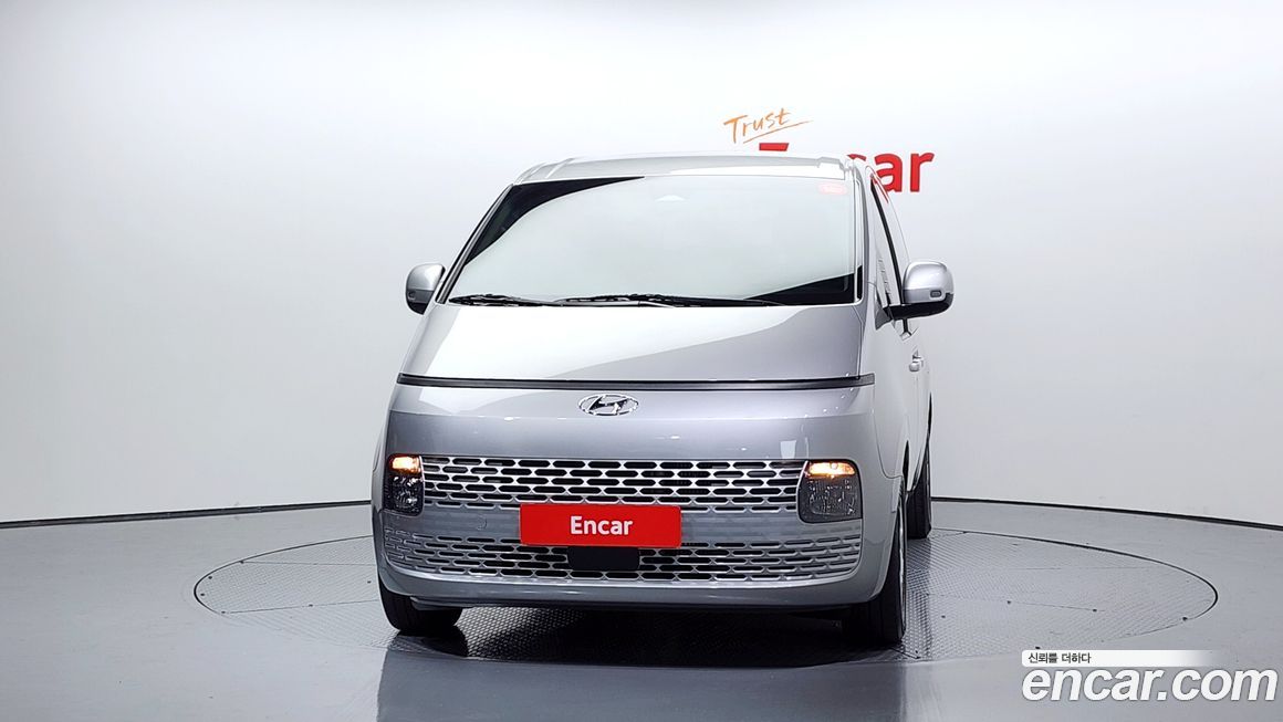 Hyundai Staria 2023