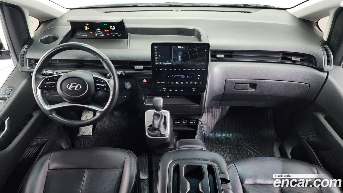 Hyundai Staria 2023