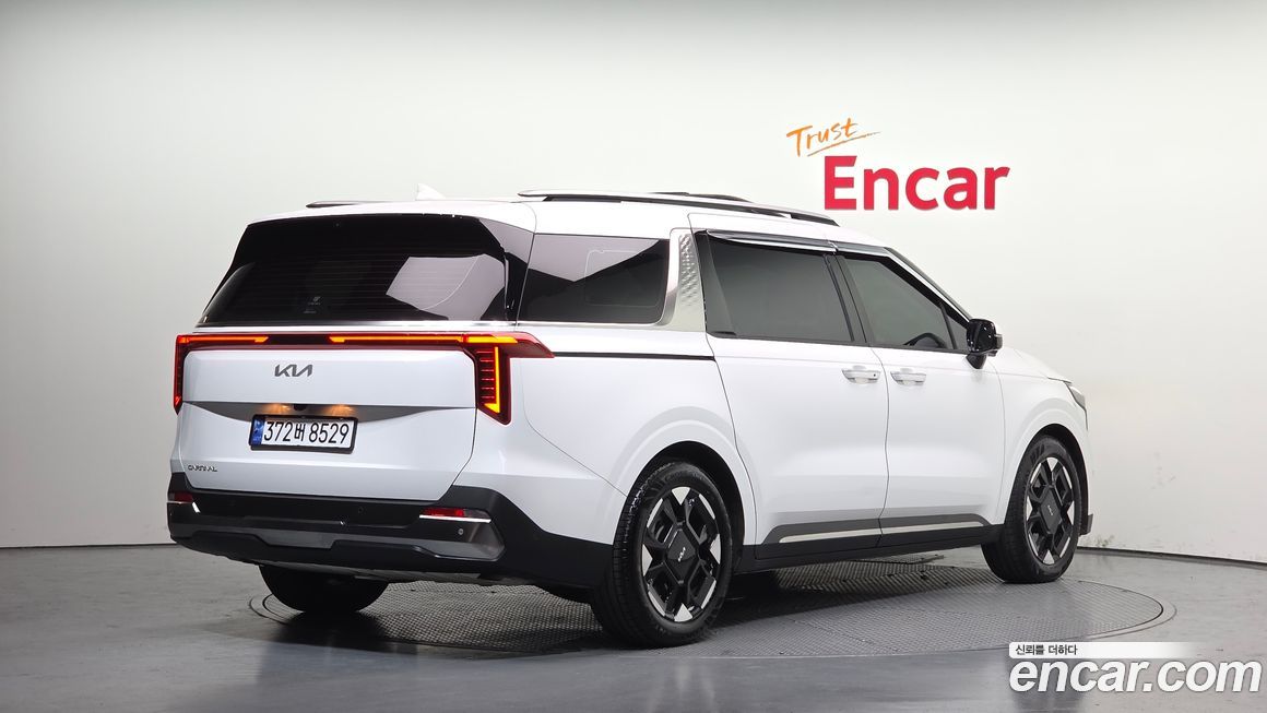 Kia Canival 2024