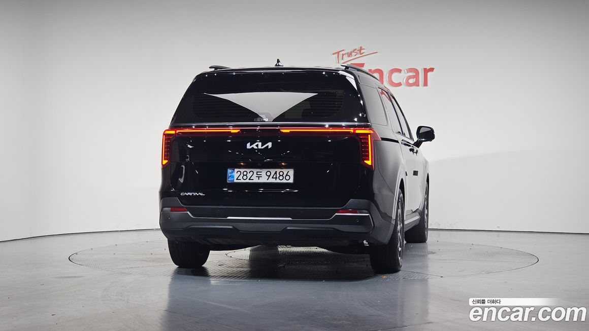 Kia Canival 2025