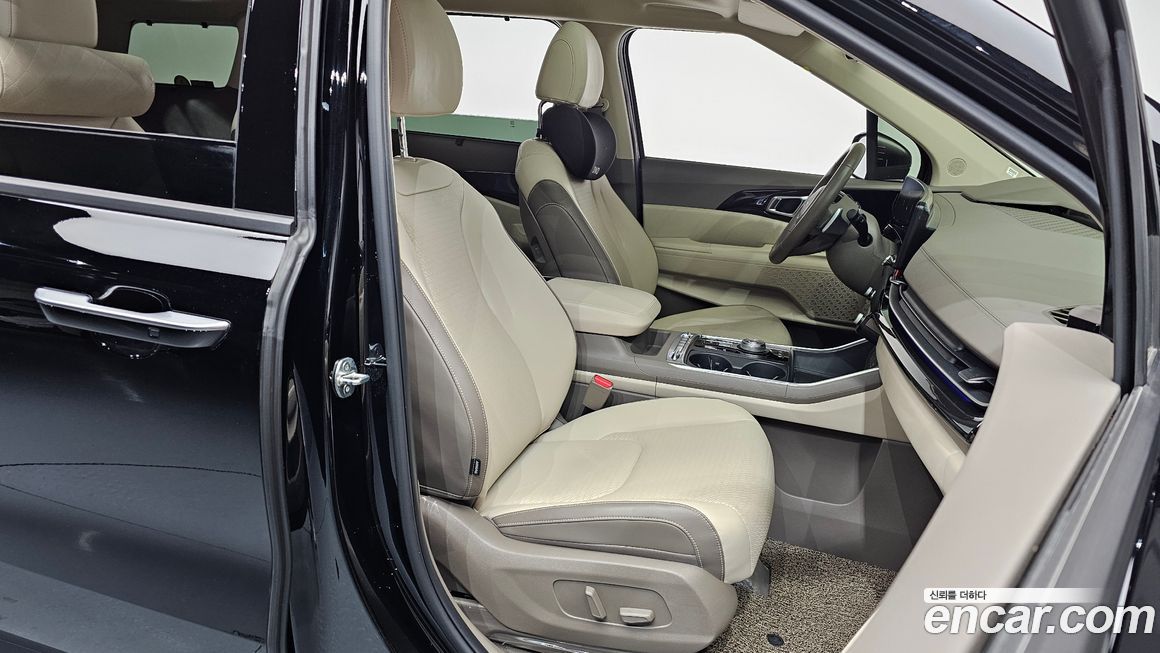 Kia Canival 2025