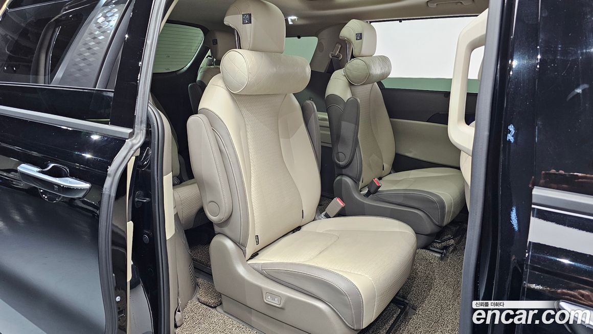 Kia Canival 2025