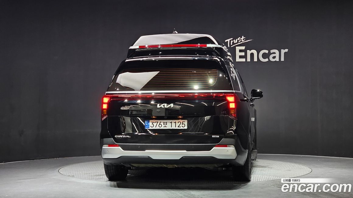 Kia Canival 2025