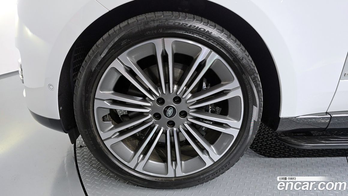 Land Rover Range Rover 2023