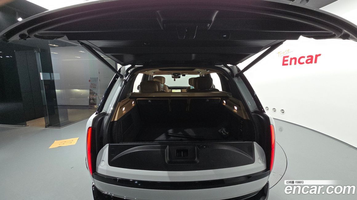 Land Rover Range Rover 2023