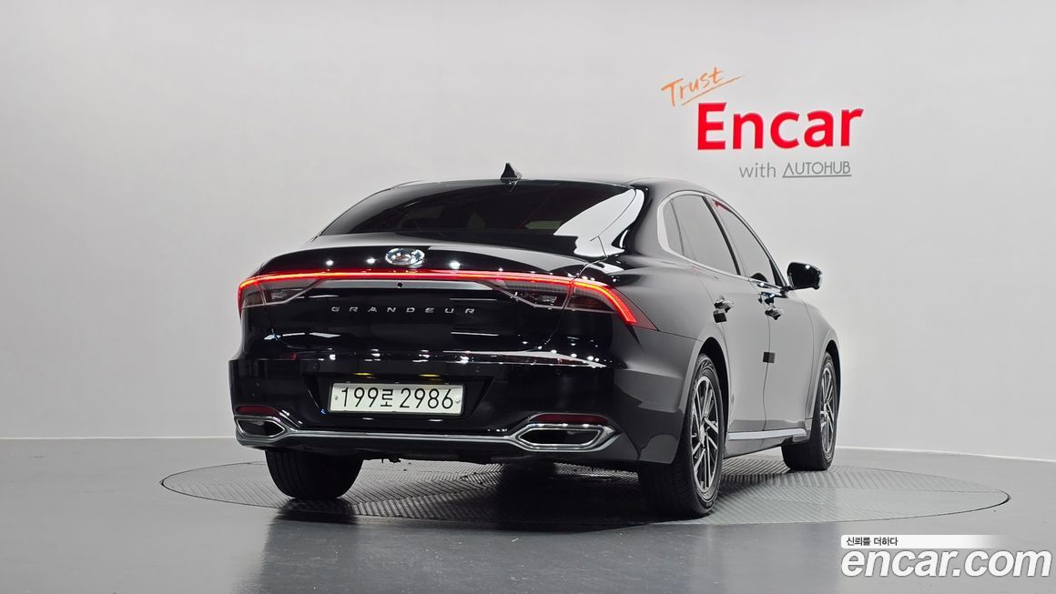 Hyundai Grandeur 2021