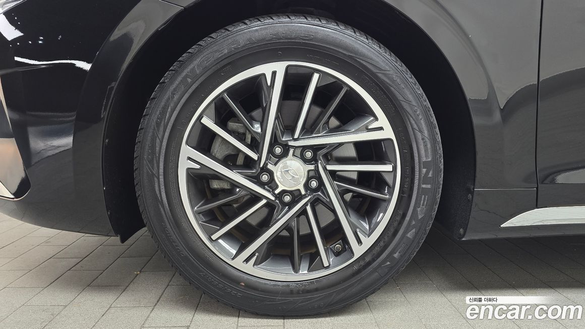 Hyundai Grandeur 2021