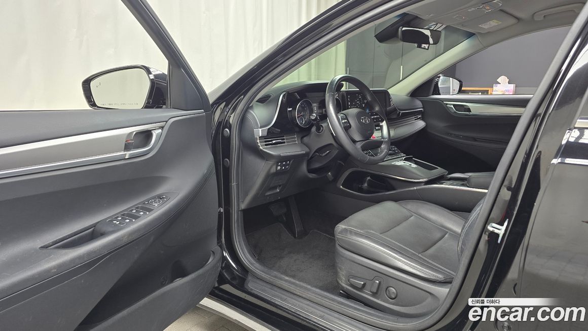 Hyundai Grandeur 2021