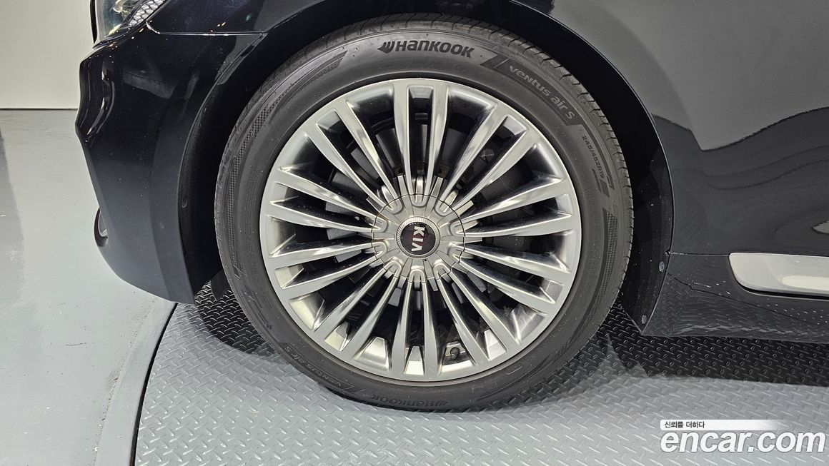 Kia K9 2019