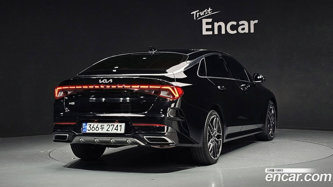 Kia K5 2023