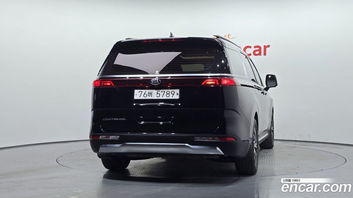 Kia Canival 2021