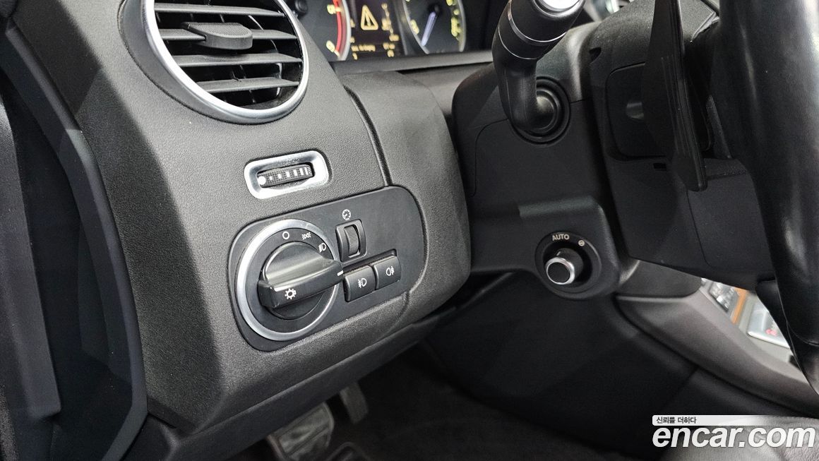 Land Rover Discovery 2016