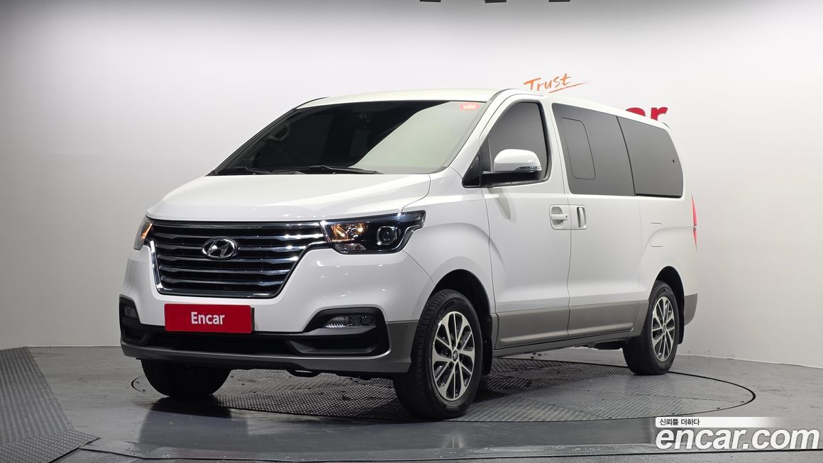 Hyundai Starex 2021
