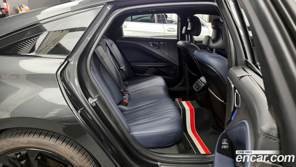 Kia K8 2025