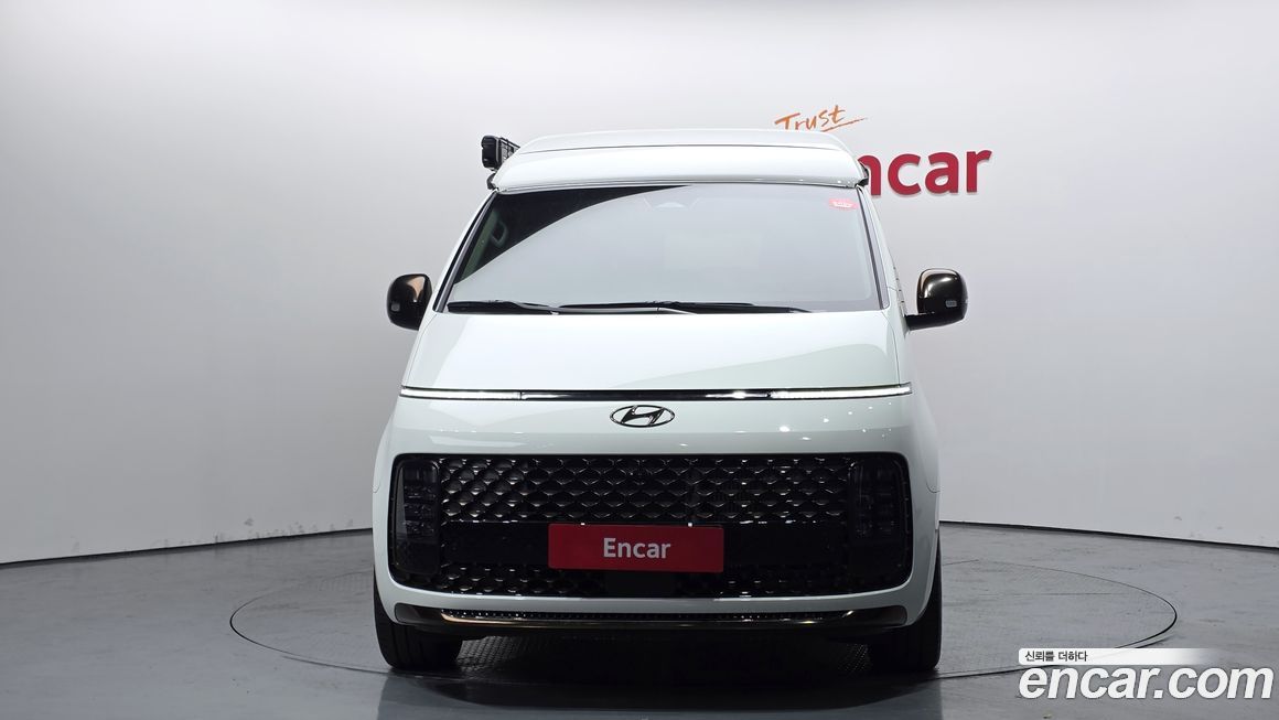 Hyundai Staria 2023