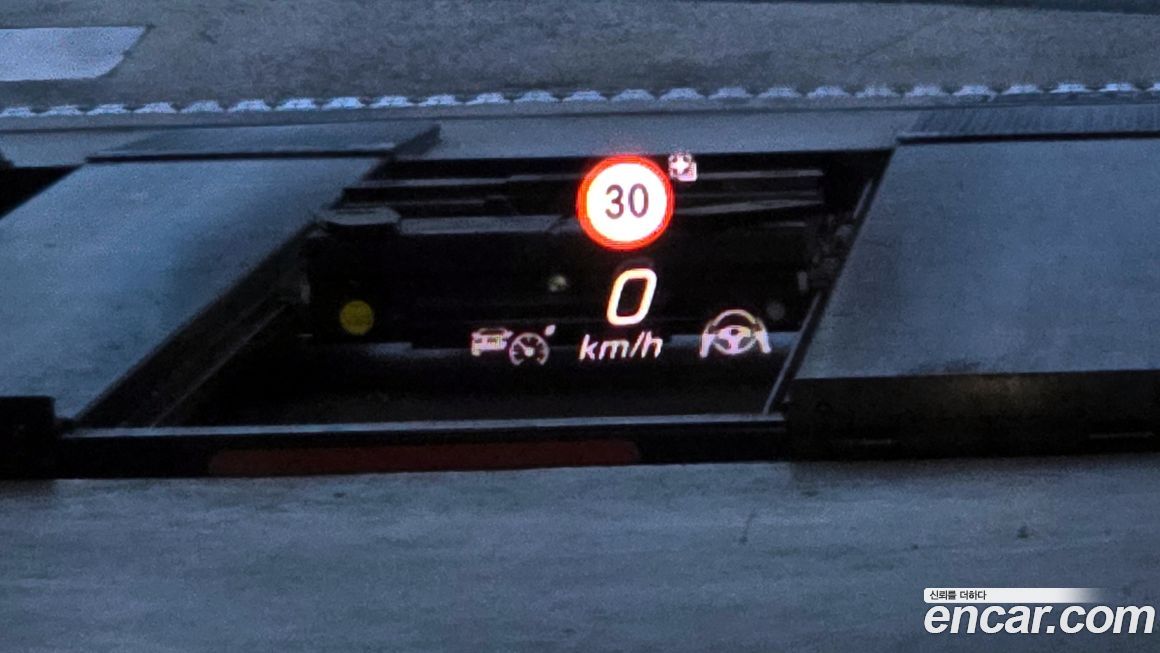 Mercedes-Benz S-Class 2023