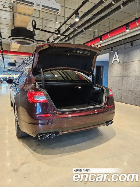 Maserati Quattroporte 2016