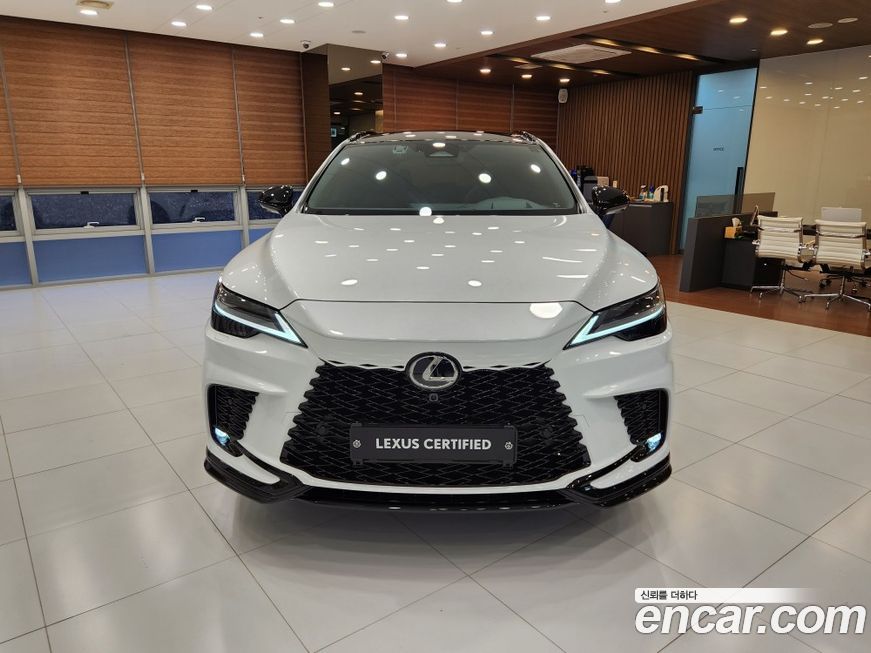 Lexus RX 2025