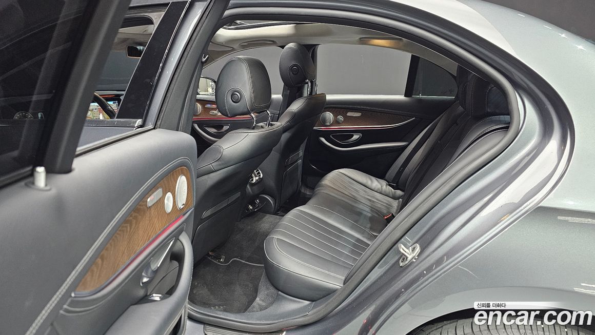 Mercedes-Benz E-Class 2019