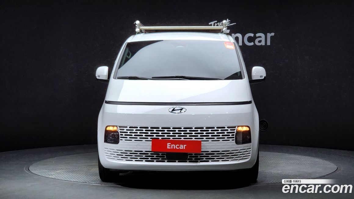 Hyundai Staria 2023