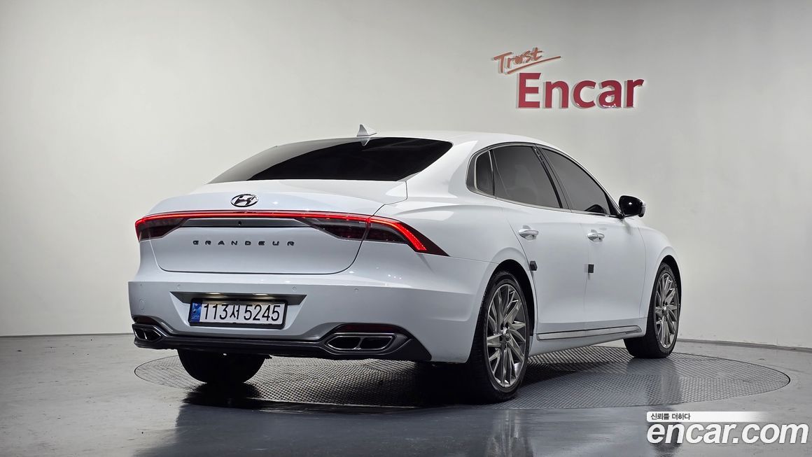 Hyundai Grandeur 2021