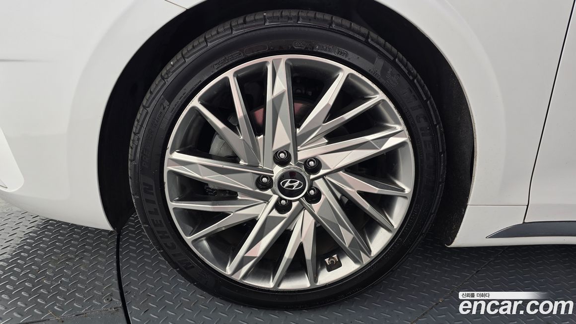 Hyundai Grandeur 2021