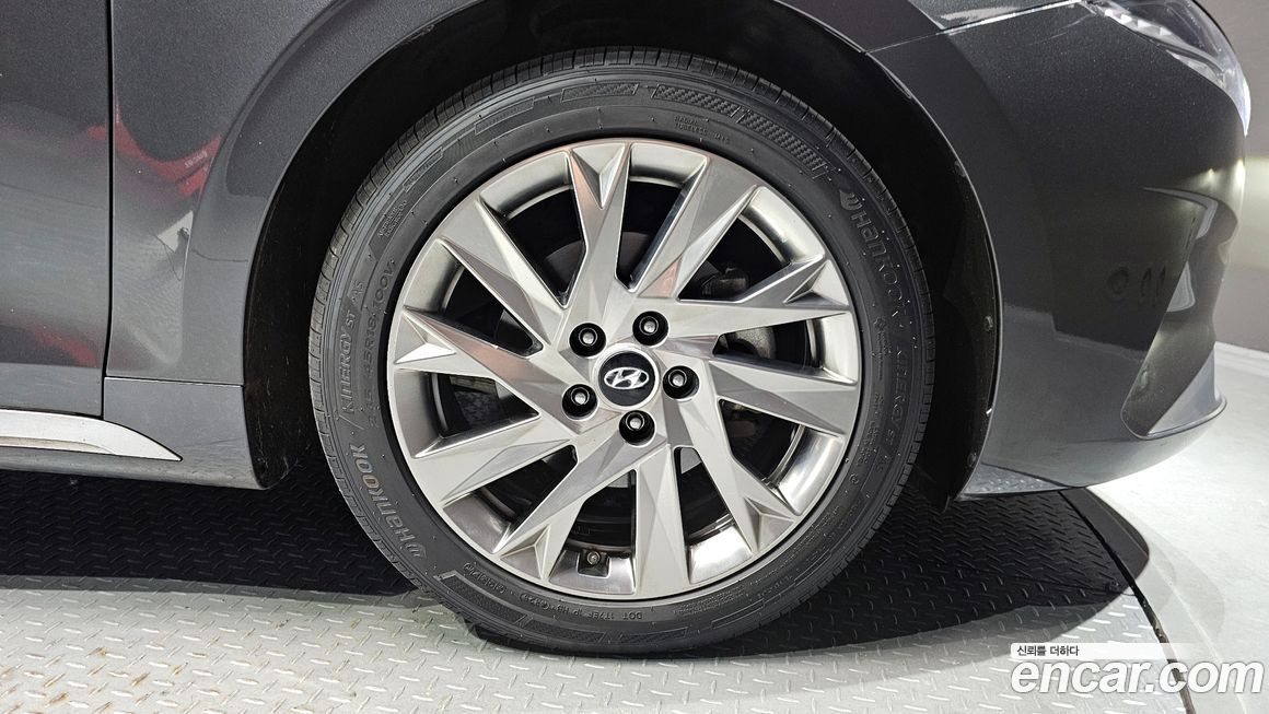 Hyundai Grandeur 2021