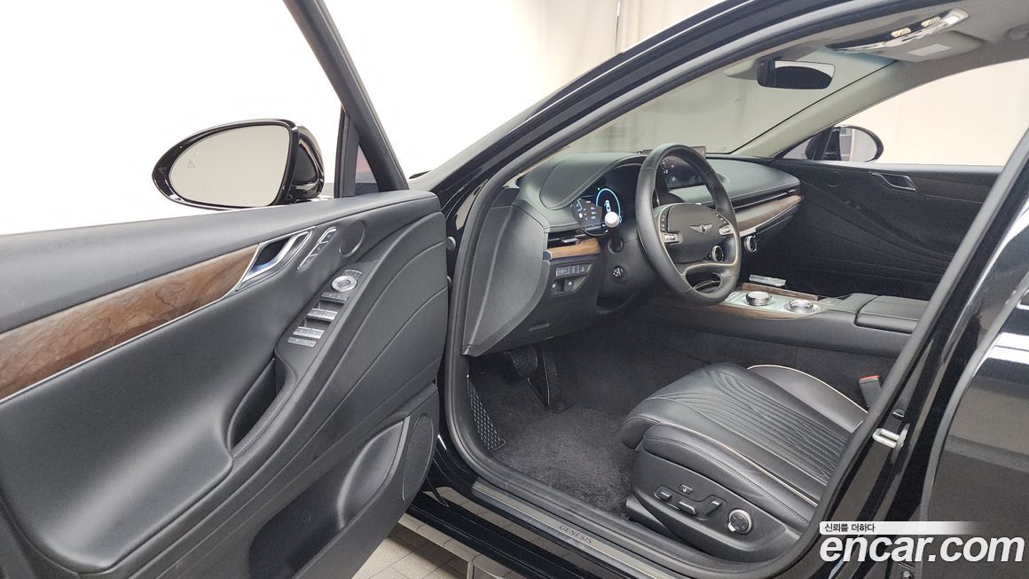 Genesis G80 2023