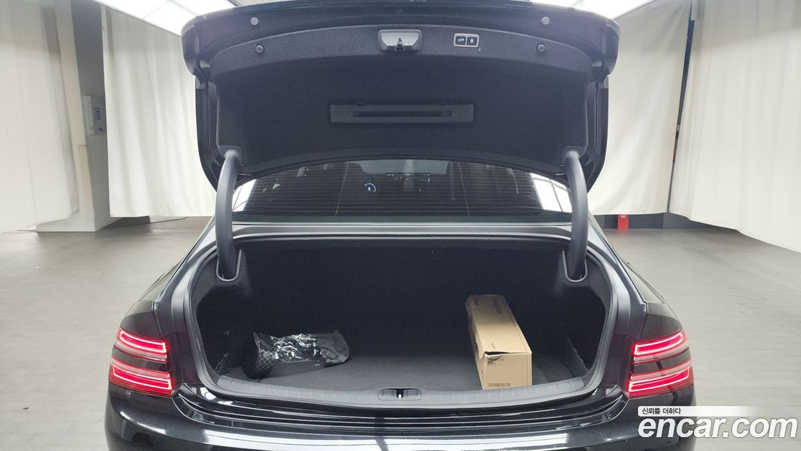 Genesis G80 2023