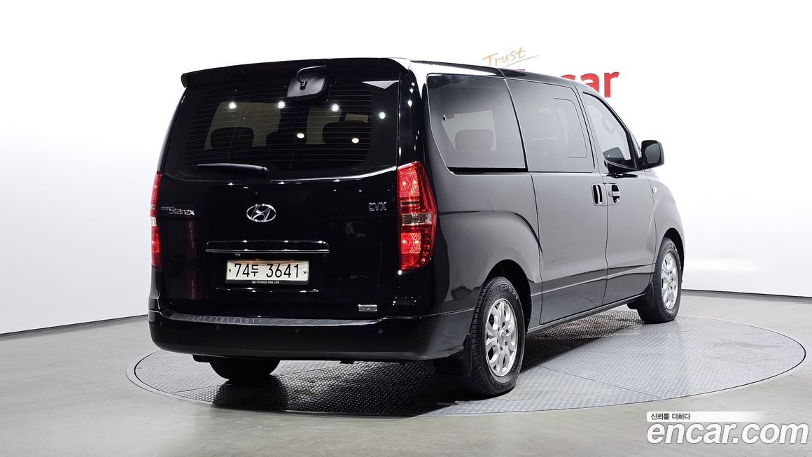 Hyundai Starex 2012