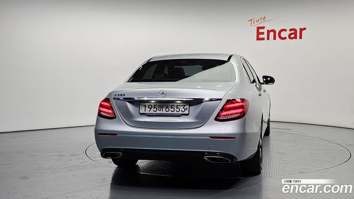 Mercedes-Benz E-Class 2020