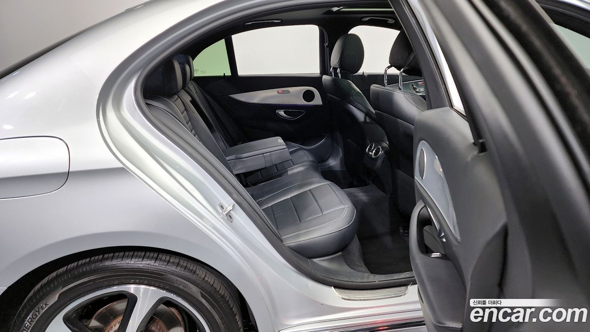 Mercedes-Benz E-Class 2020