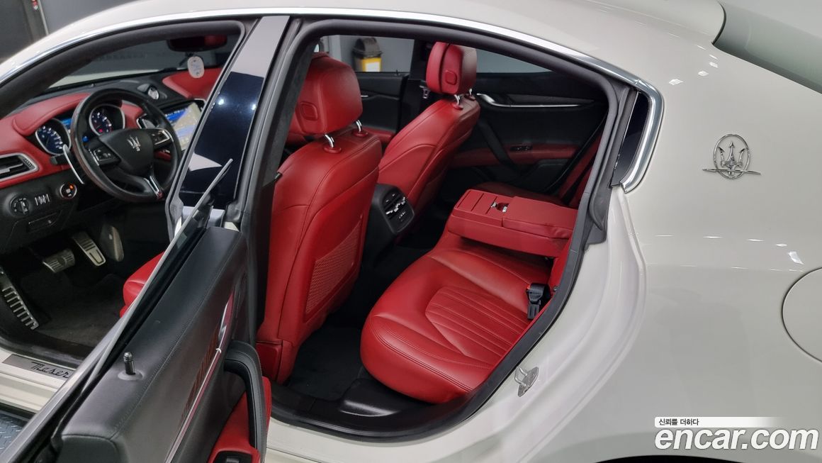 Maserati Ghibli 2017