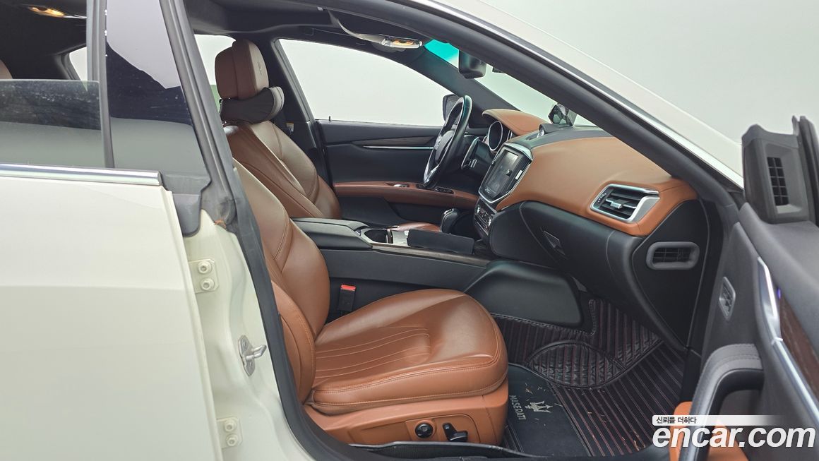 Maserati Ghibli 2016