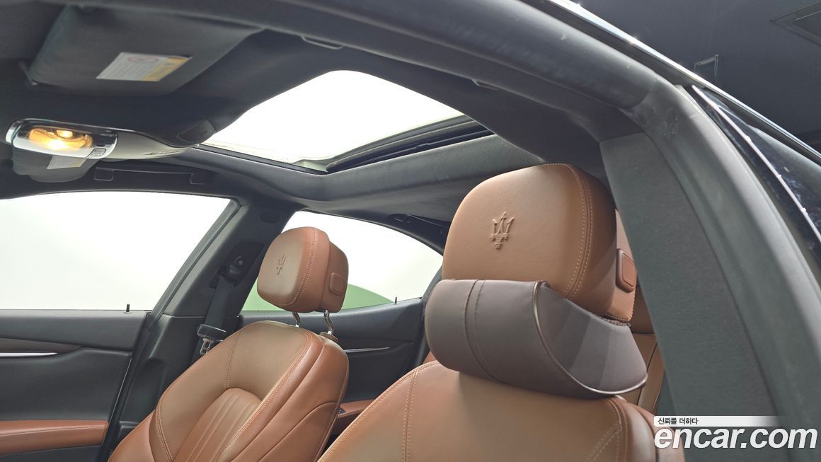 Maserati Ghibli 2016