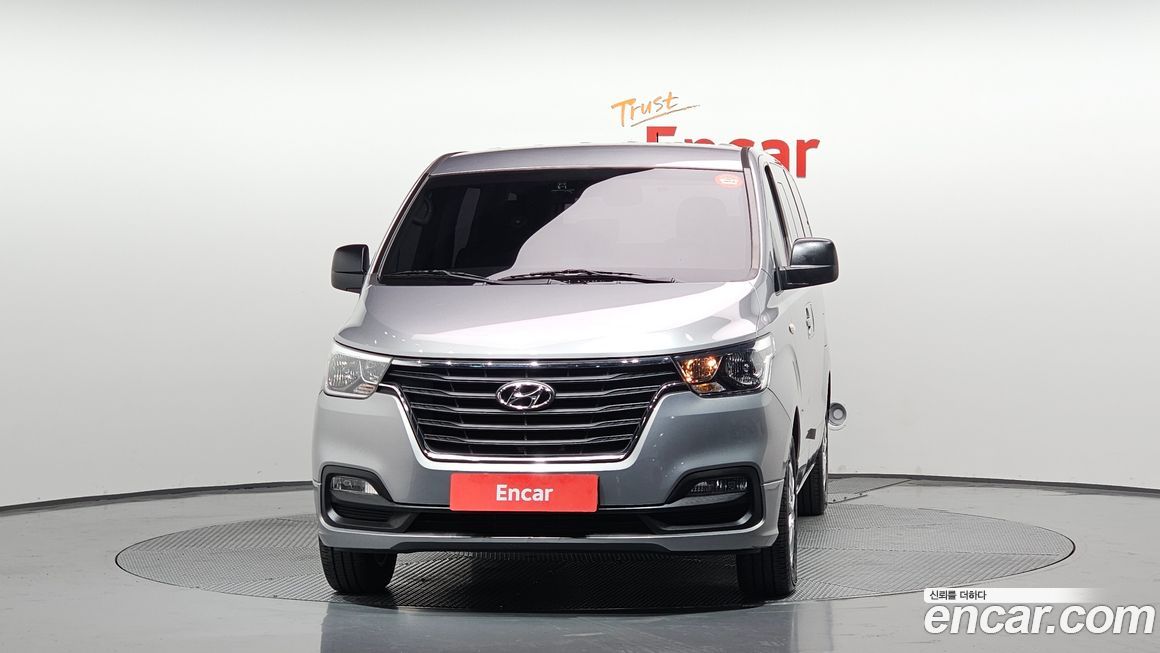 Hyundai Starex 2019