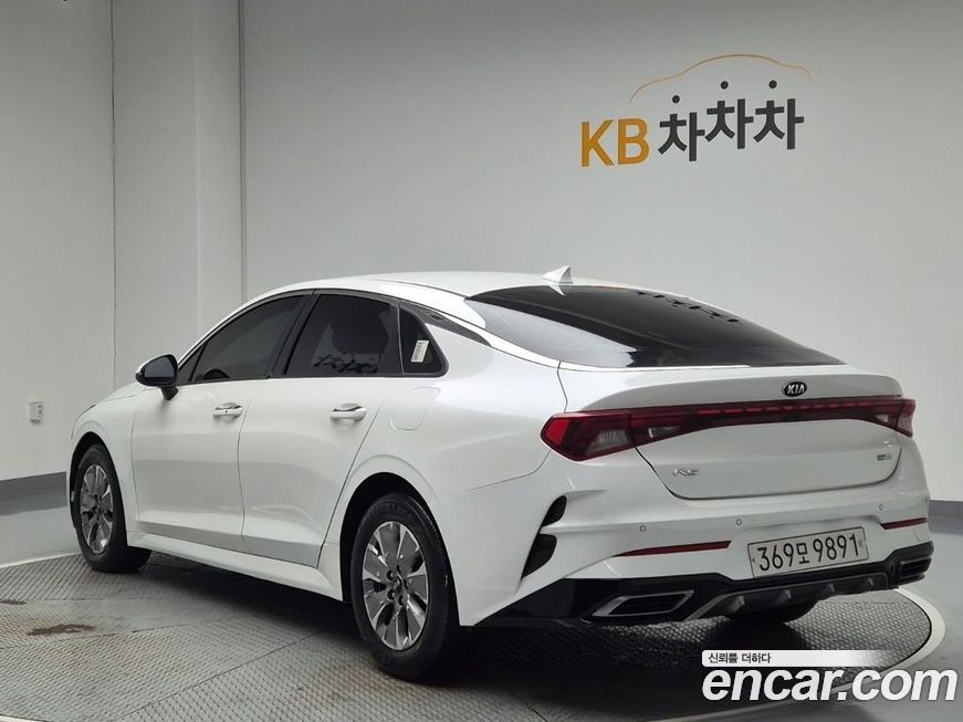 Kia K5 2021