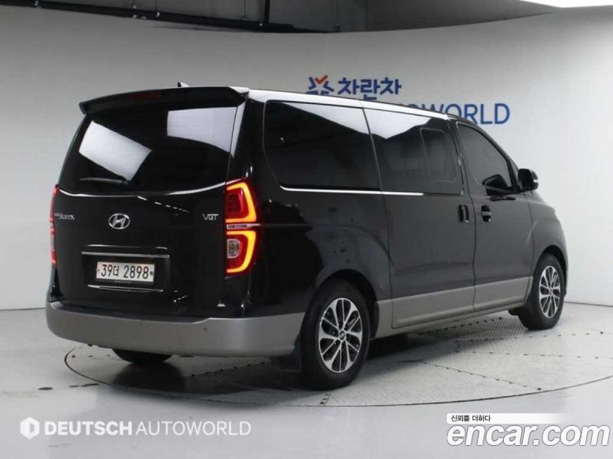 Hyundai Starex 2019