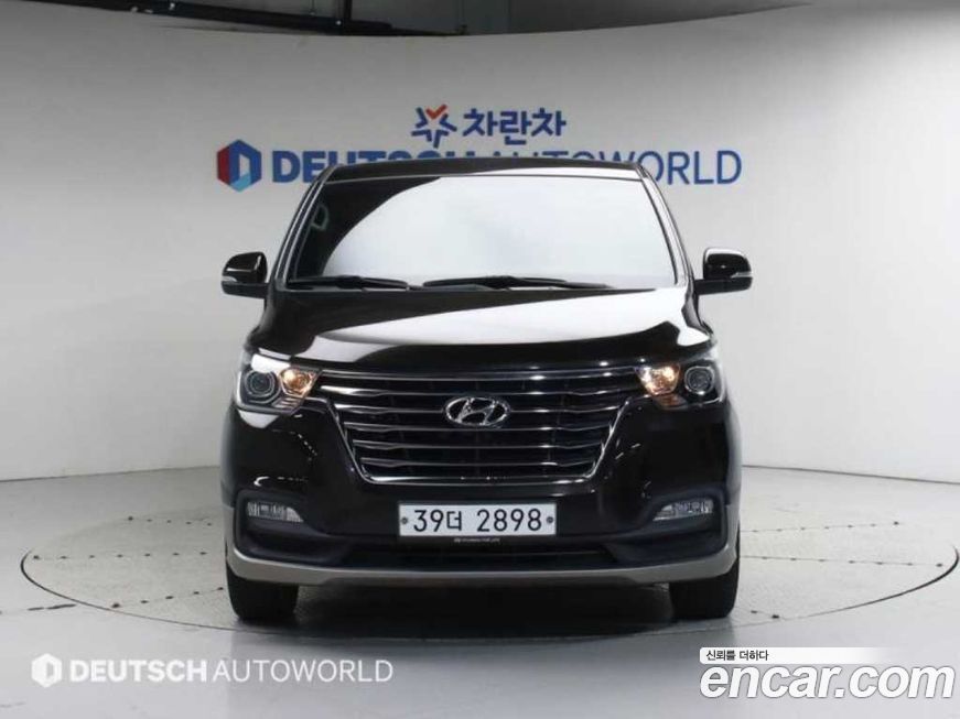 Hyundai Starex 2019