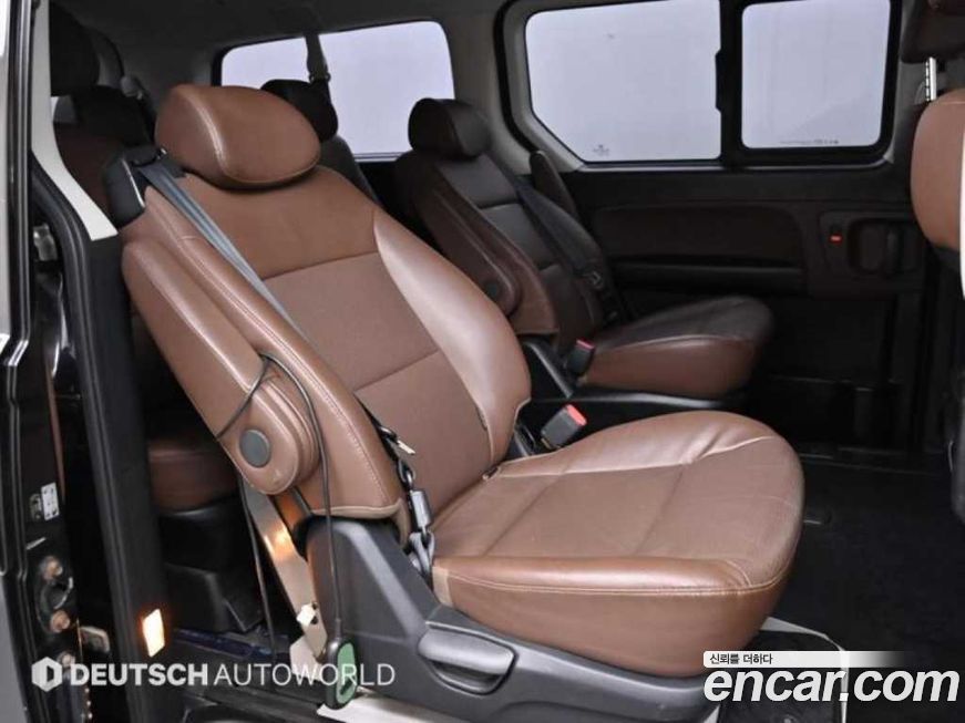 Hyundai Starex 2019