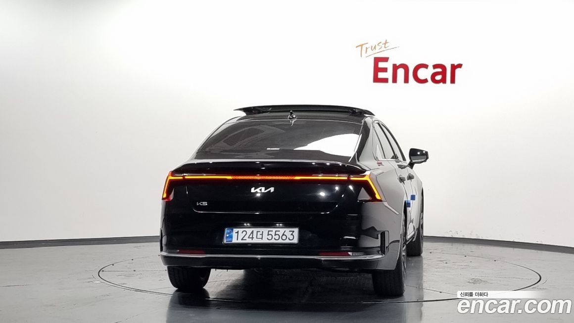Kia K8 2025