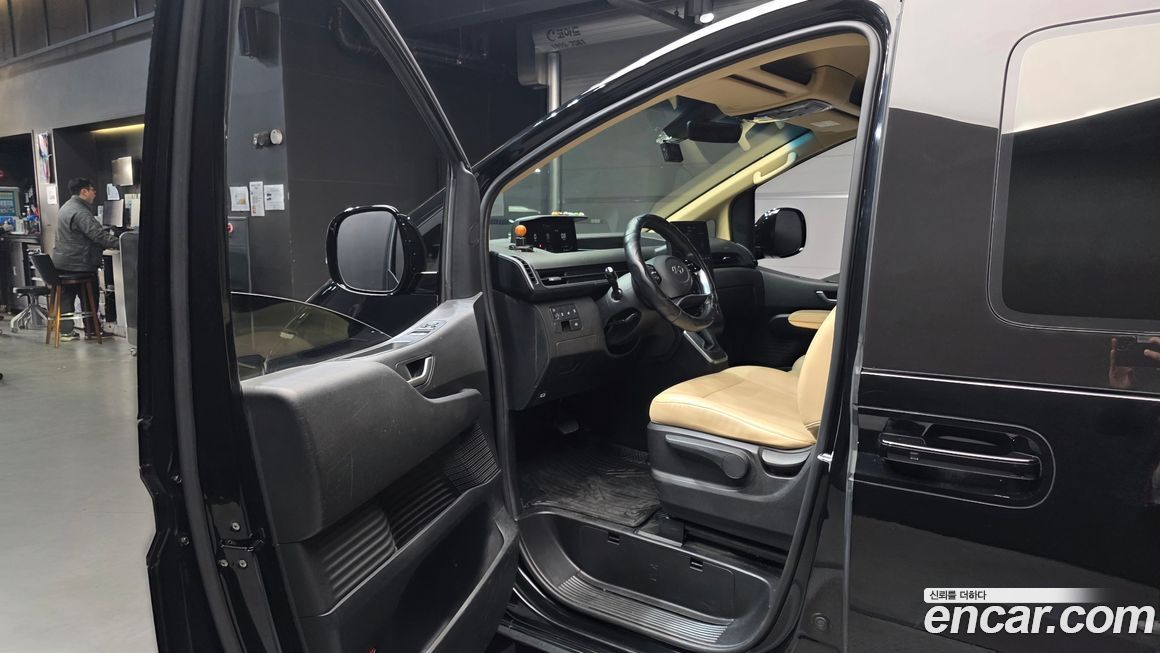 Hyundai Staria 2022