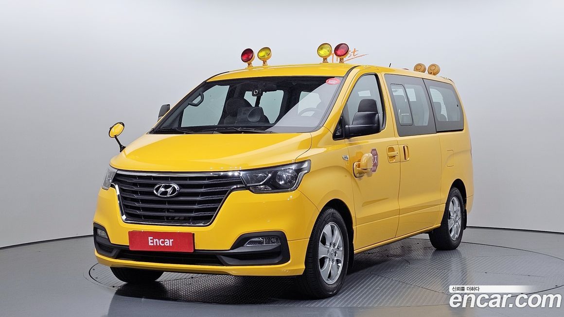 Hyundai Starex 2019