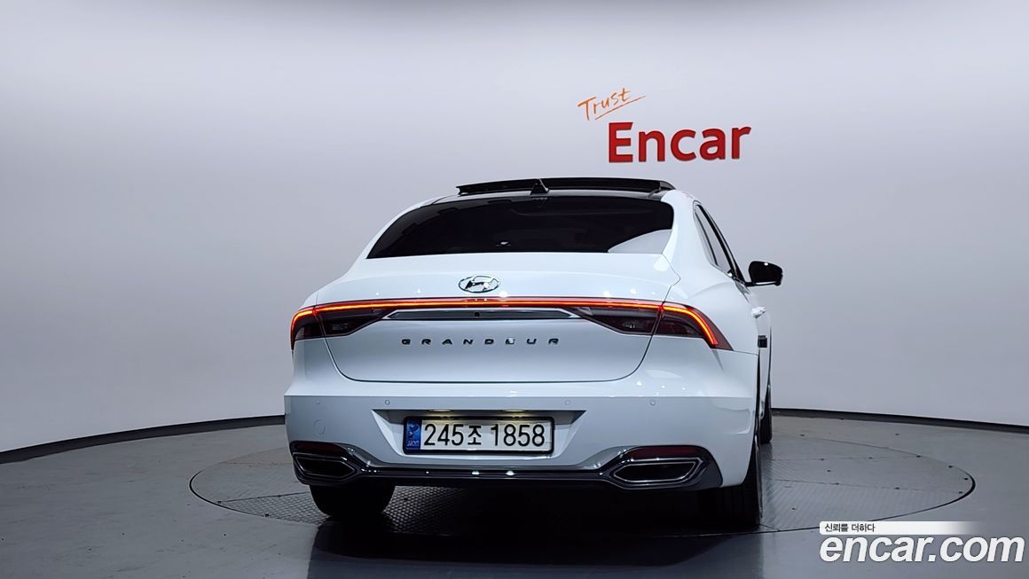 Hyundai Grandeur 2022